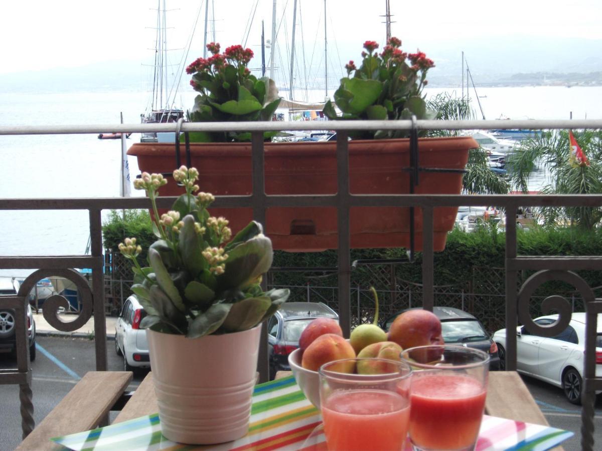 Bed& Breakfast Maredomus Hotel Milazzo Eksteriør billede