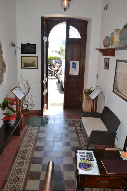 Bed& Breakfast Maredomus Hotel Milazzo Eksteriør billede