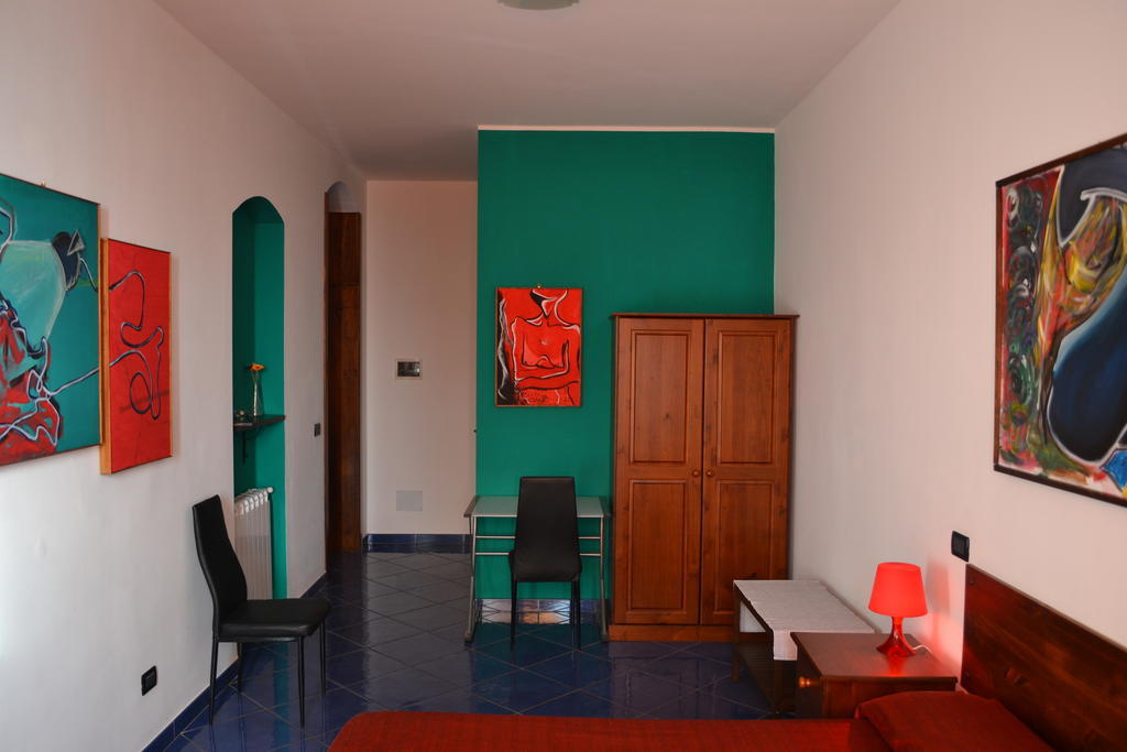 Bed& Breakfast Maredomus Hotel Milazzo Værelse billede