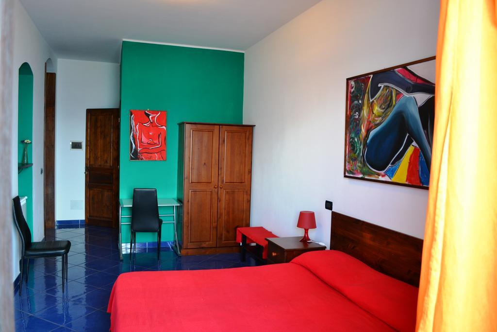 Bed& Breakfast Maredomus Hotel Milazzo Eksteriør billede